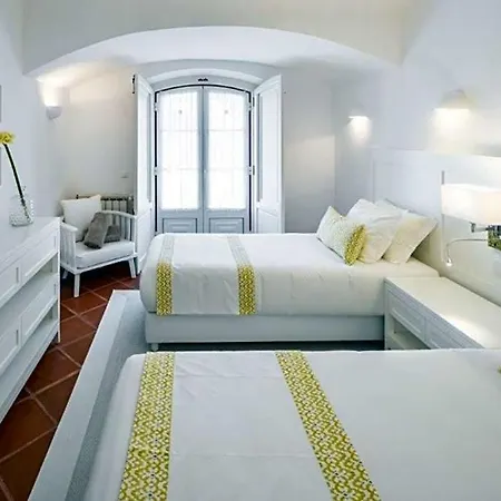 Sleeps 14 Pool Air Con Wifi Vila