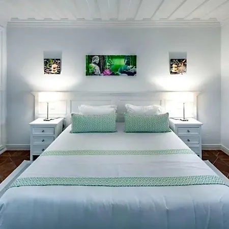 Sleeps 14 Pool Air Con Wifi * Боликейме