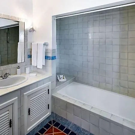 Sleeps 14 Pool Air Con Wifi * Boliqueime